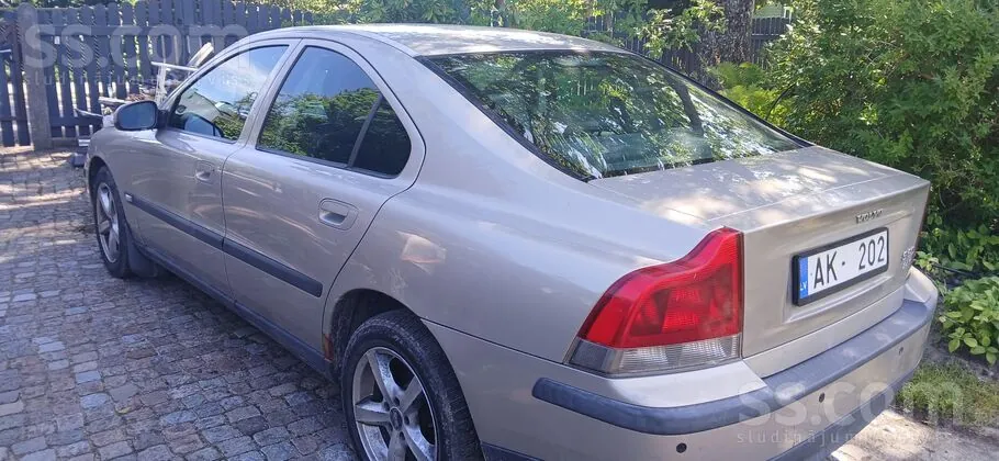 Volvo S60 2001 photo 2