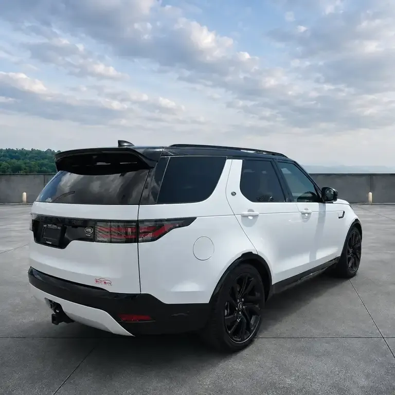 Land Rover Discovery 2022 photo 4