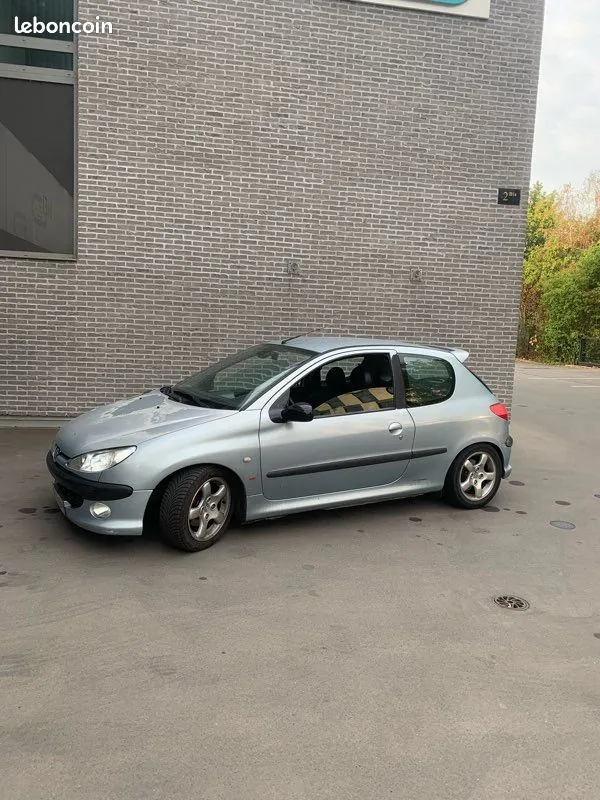Peugeot 206