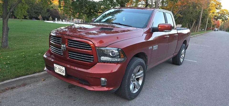 Dodge Ram 1500 2013 photo 2