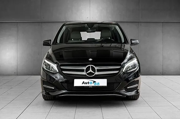 Mercedes-Benz B180 2015 photo 5