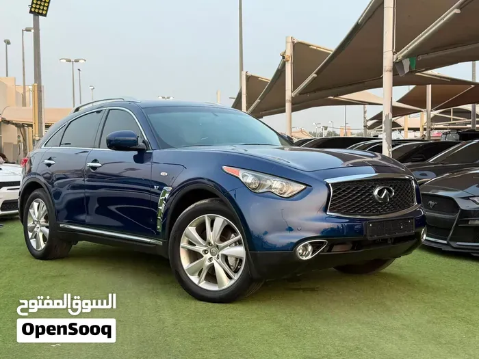 Infiniti Q70 2017 photo 3