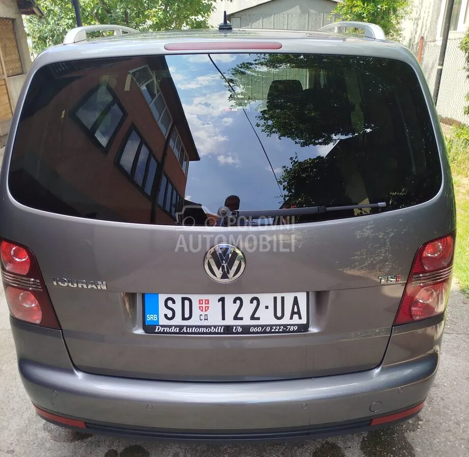 Volkswagen Touran 2010 photo 4