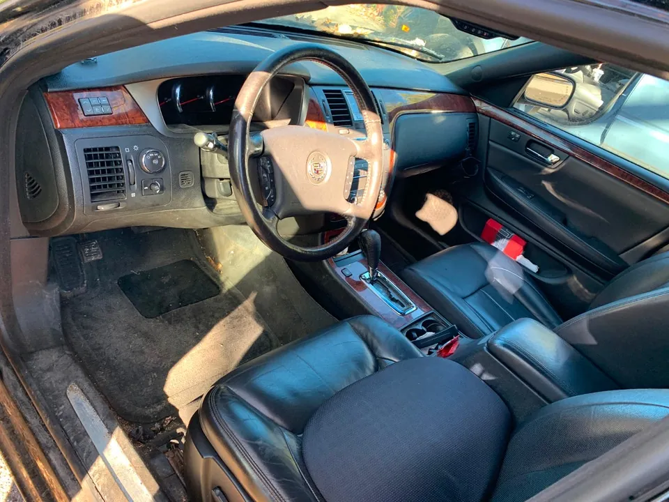 Cadillac Dts 2007 photo 2
