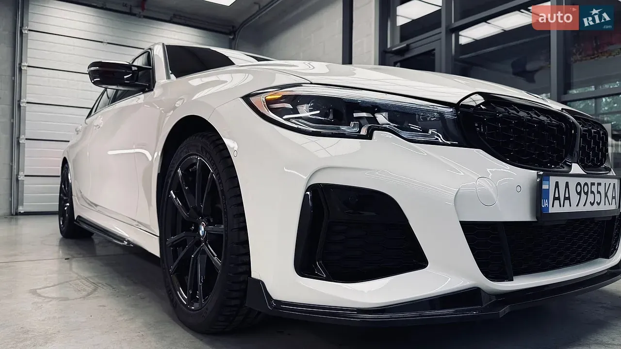 BMW 3 Series 2019 photo 5