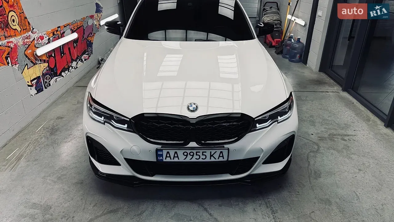 BMW 3 Series 2019 photo 4