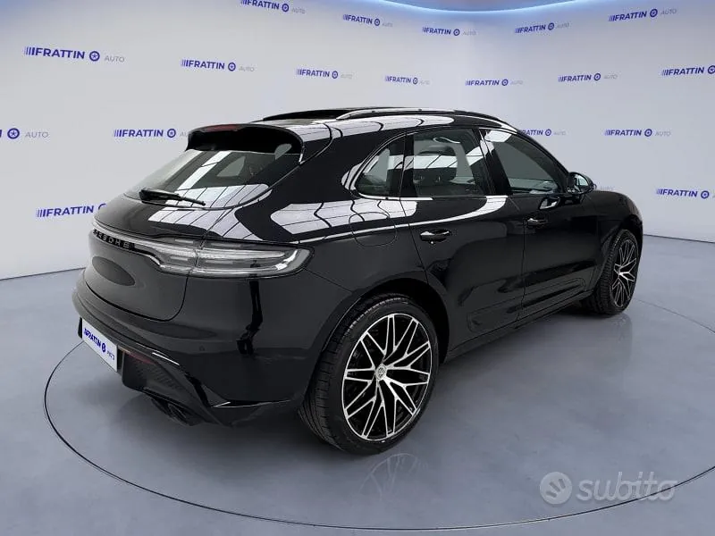 Porsche Macan 2023 photo 3