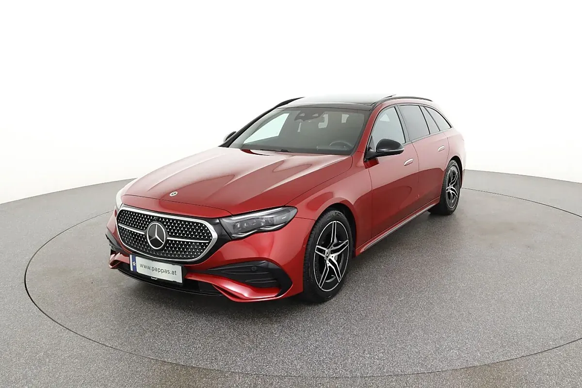 Mercedes-Benz E-Class 2024 photo 2