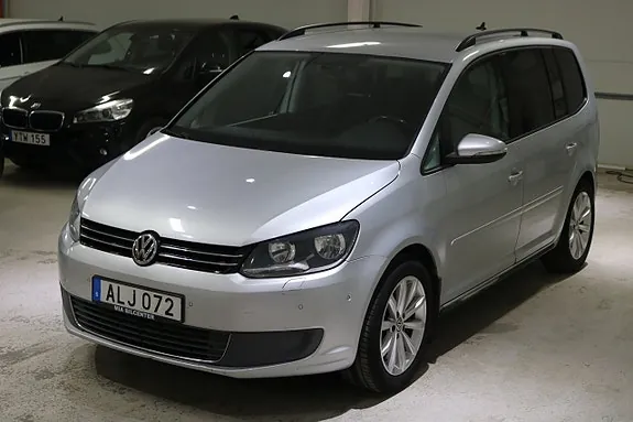 Volkswagen Touran 2011 photo 4