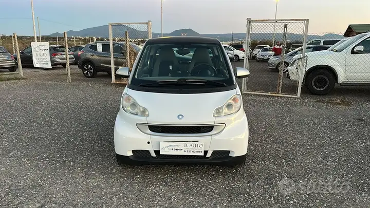 Smart Fortwo 2010 photo 4