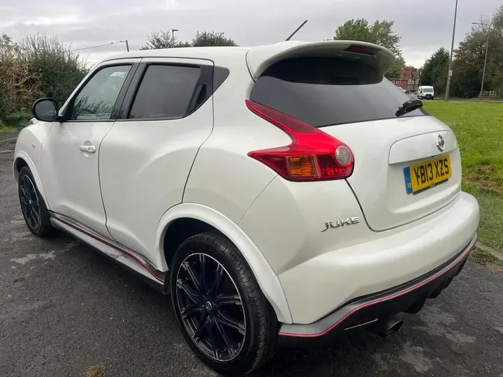 Nissan Juke 2013 photo 4