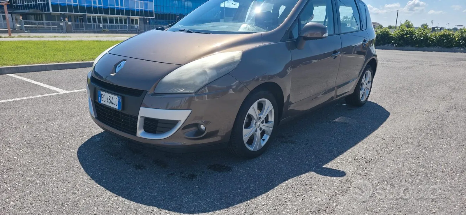Renault Scenic 2010 photo 4