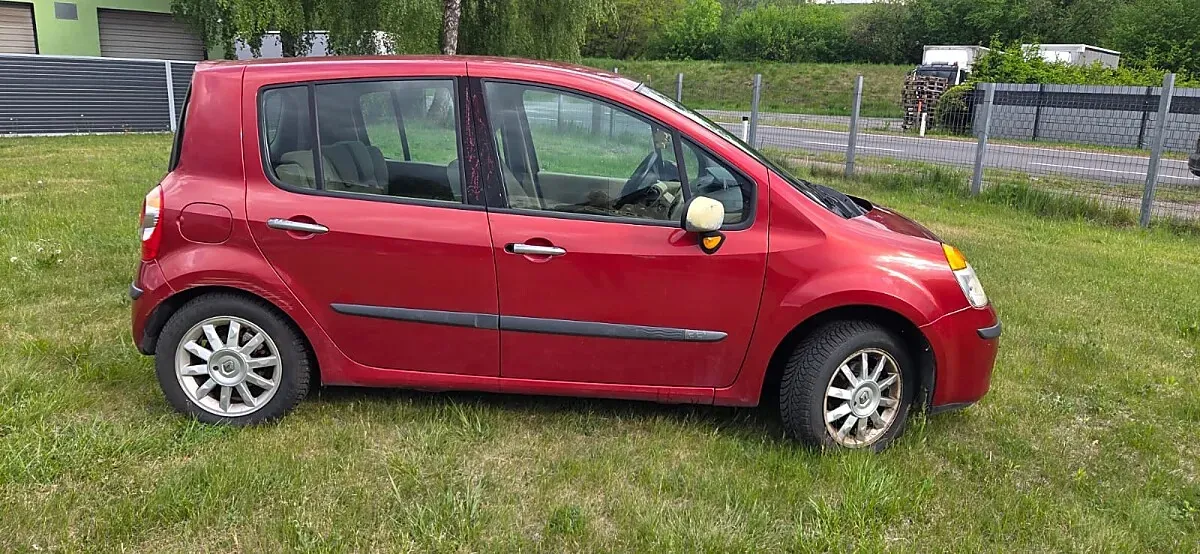 Renault Modus 2006 photo 2