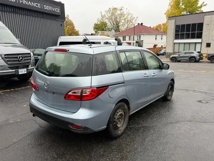 Mazda 5 2012 photo 3