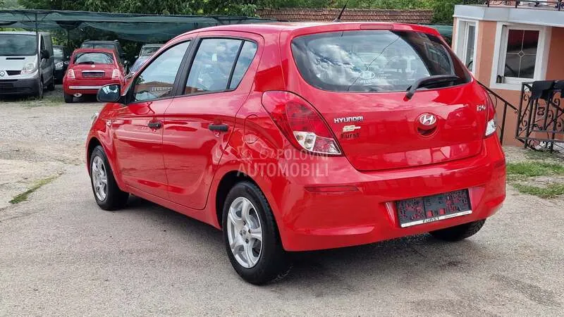 Hyundai I20 2013 photo 5
