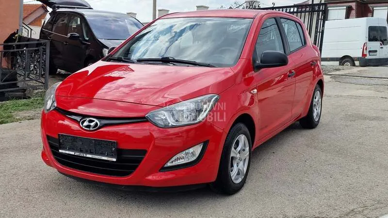 Hyundai I20 2013 photo 3