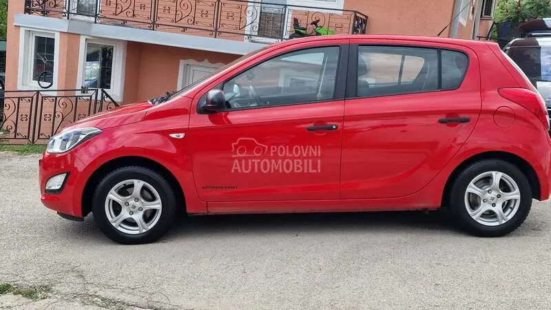 Hyundai I20 2013 photo 4