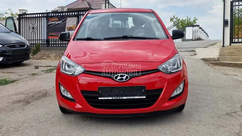Hyundai I20 2013 photo 2