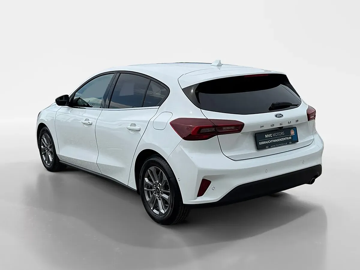 Ford Focus 2025 photo 3