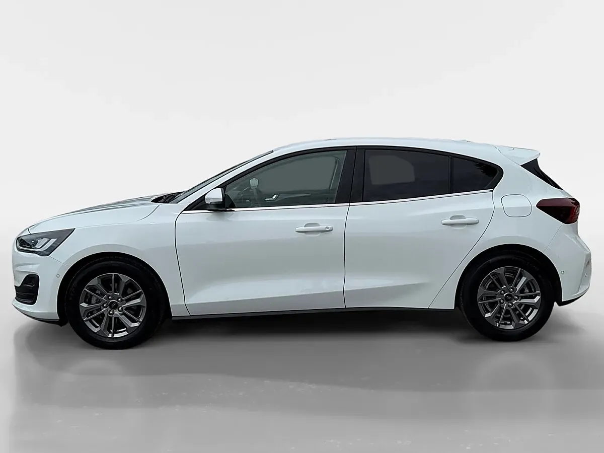 Ford Focus 2025 photo 2
