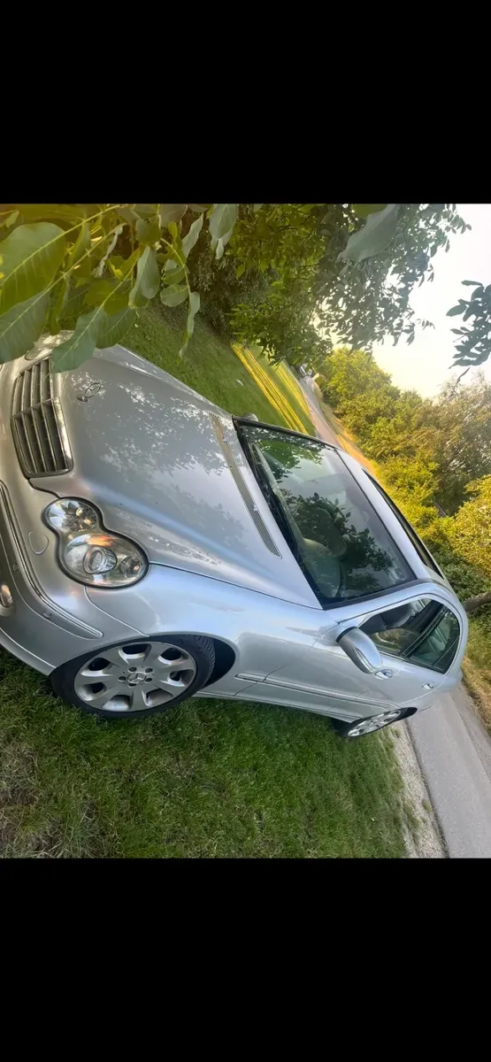 Mercedes-Benz C-Class 2006 photo 3