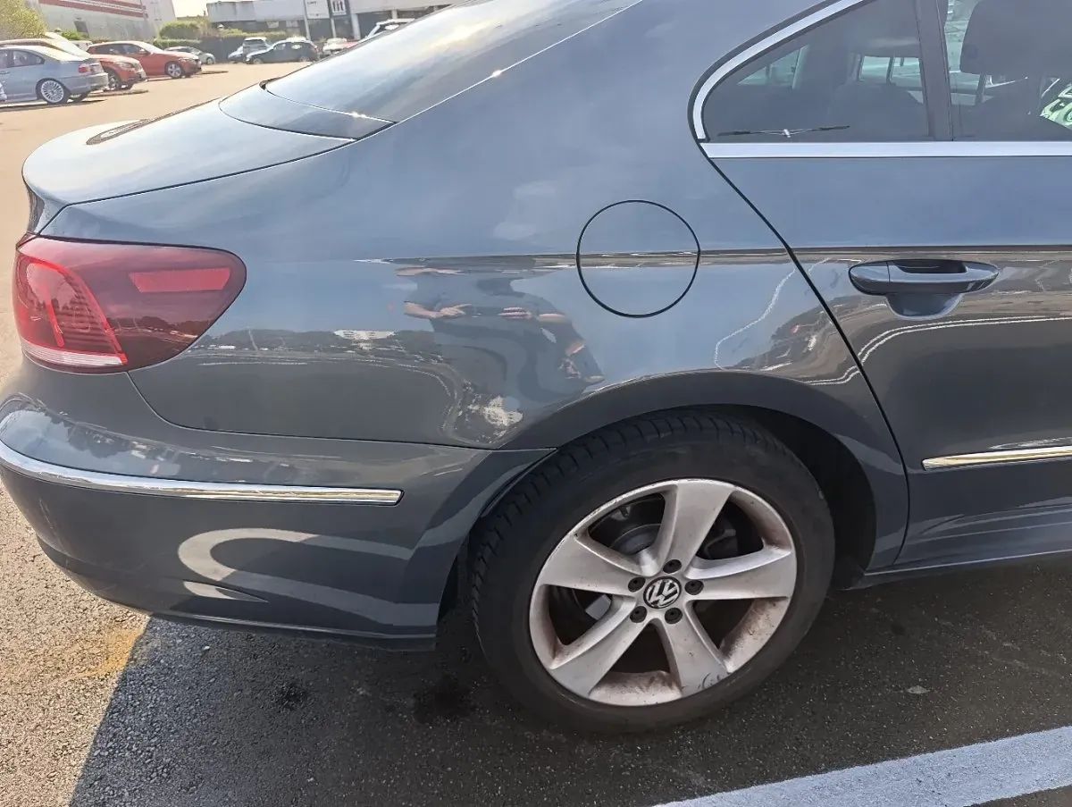 Volkswagen Passat Cc 2013 photo 2