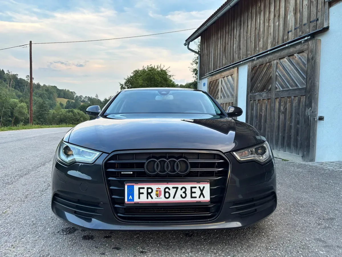 Audi A6 2012 photo 2