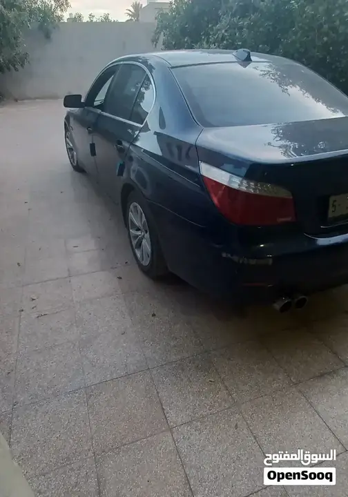 BMW 5 Series 2009 photo 2
