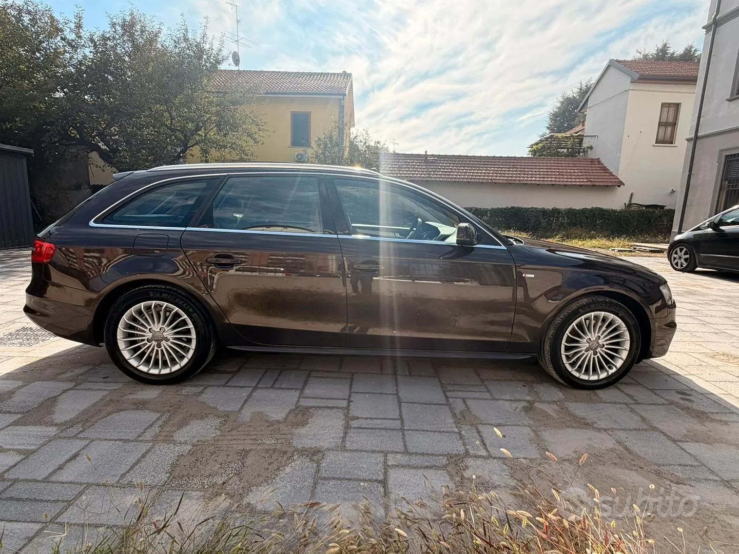 Audi A4 2013 photo 2