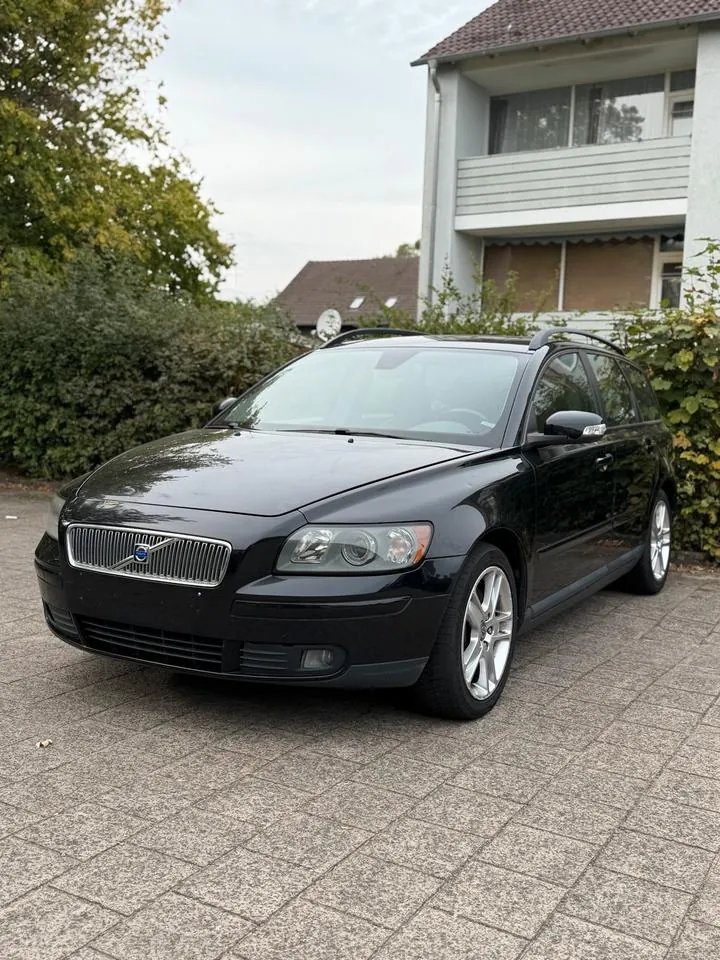 Volvo V50