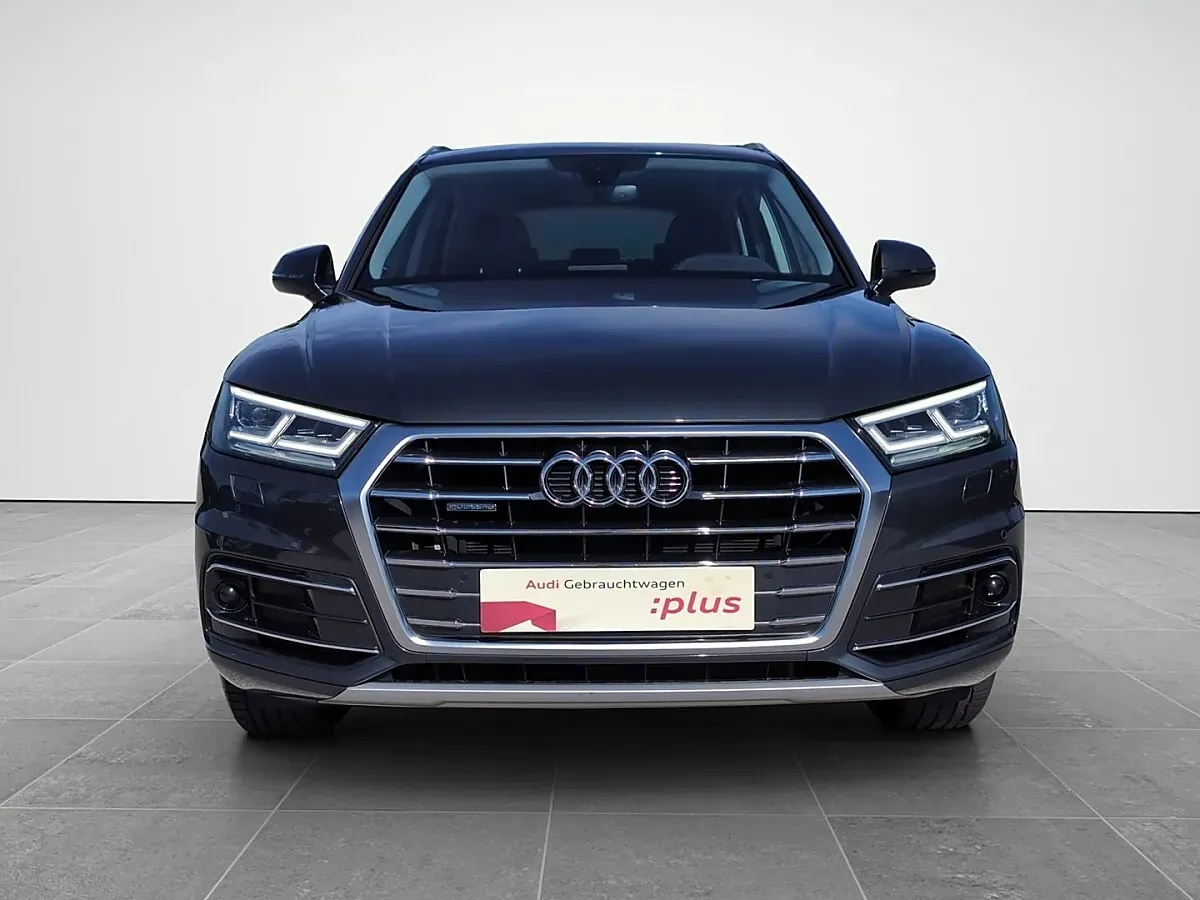 Audi Q5 2018 photo 2
