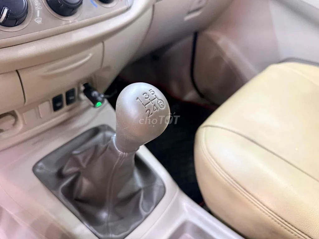 Toyota Innova 2014 photo 4