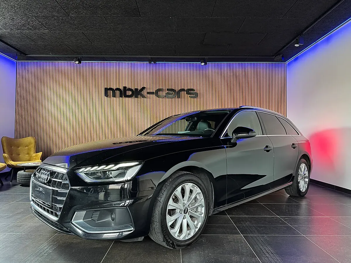 Audi A4 2022 photo 2