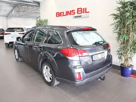 Subaru Legacy Outback 2010 photo 3