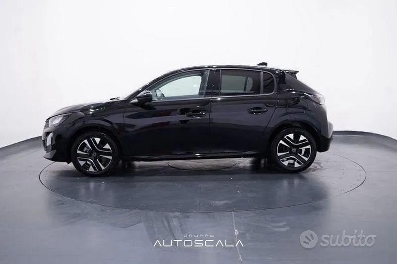 Peugeot 208 2025 photo 3