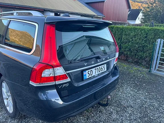 Volvo V70 2014 photo 4