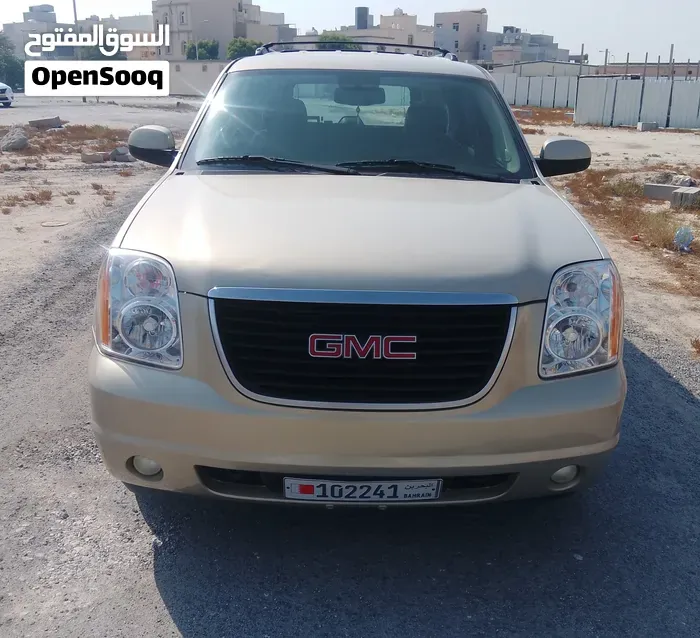 GMC Yukon 2010 photo 3