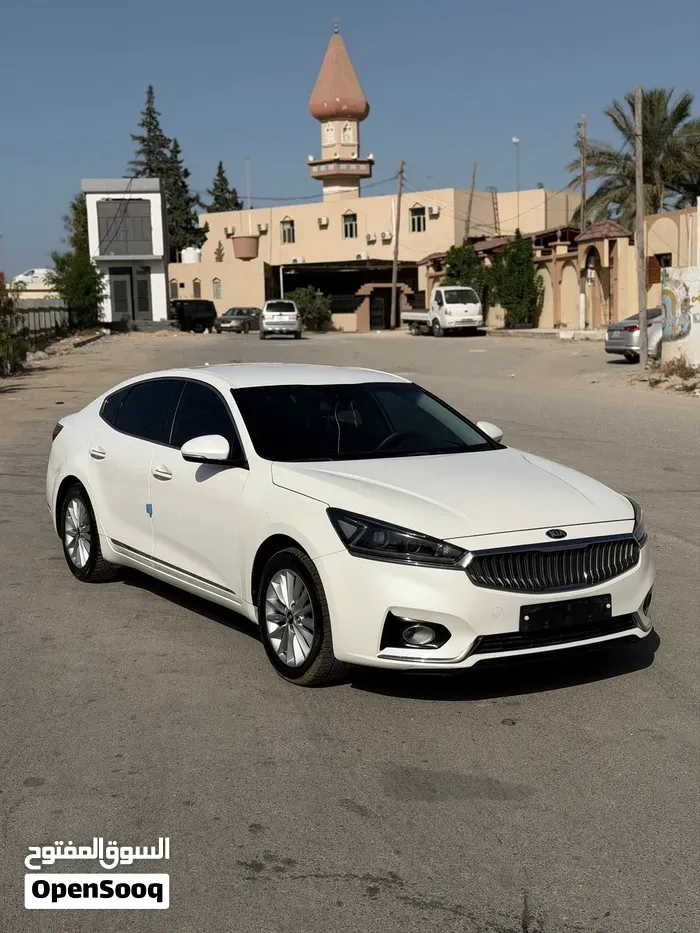 Kia Cadenza 2018 photo 5