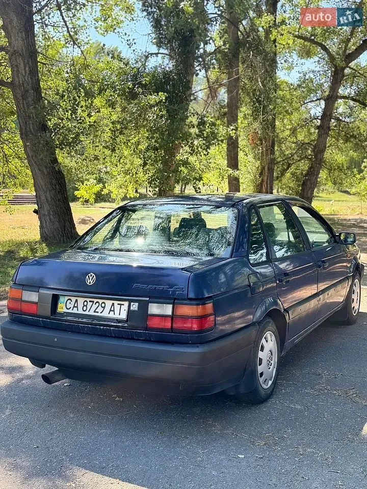 Volkswagen Passat 1992 photo 5