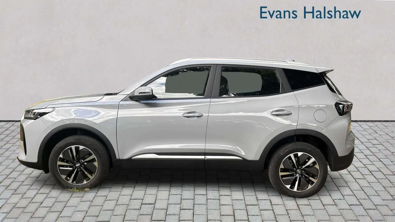 Chery Tiggo 4 2026 photo 3