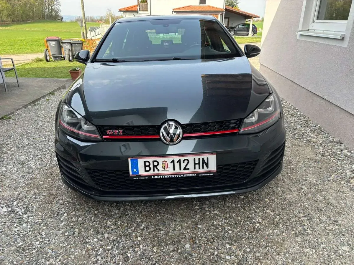 Volkswagen Golf 2014 photo 2