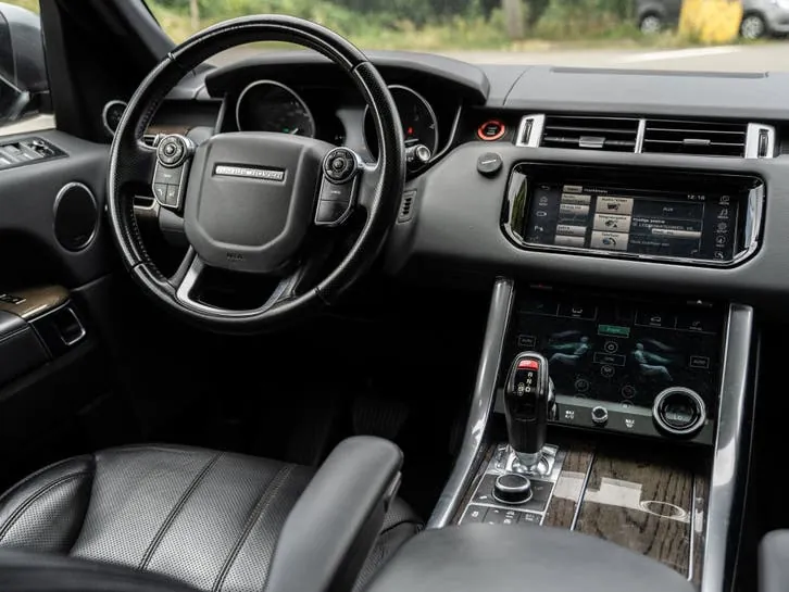 Land Rover Range Rover Sport 2014 photo 2