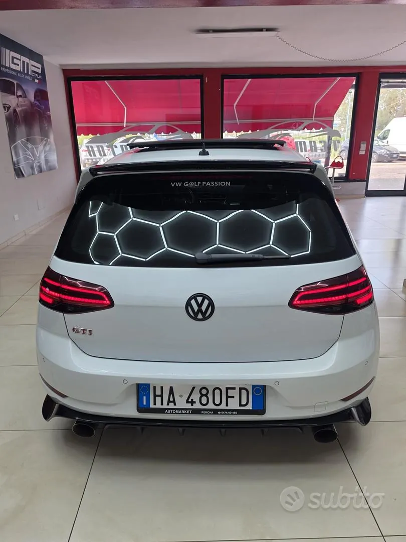 Volkswagen Golf Gti 2018 photo 5
