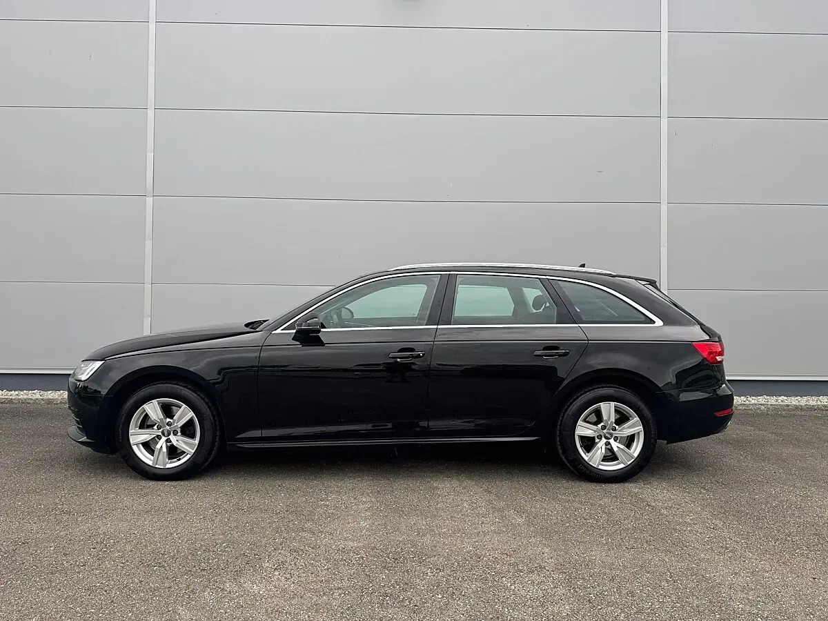 Audi A4 2016 photo 3