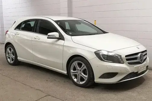 Mercedes-Benz A 180