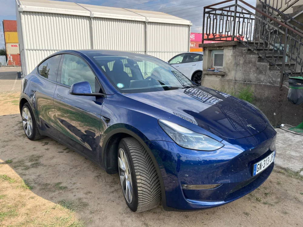 Tesla Model Y Long Range