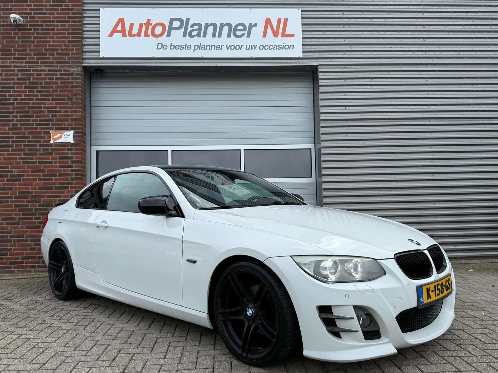 BMW 320I