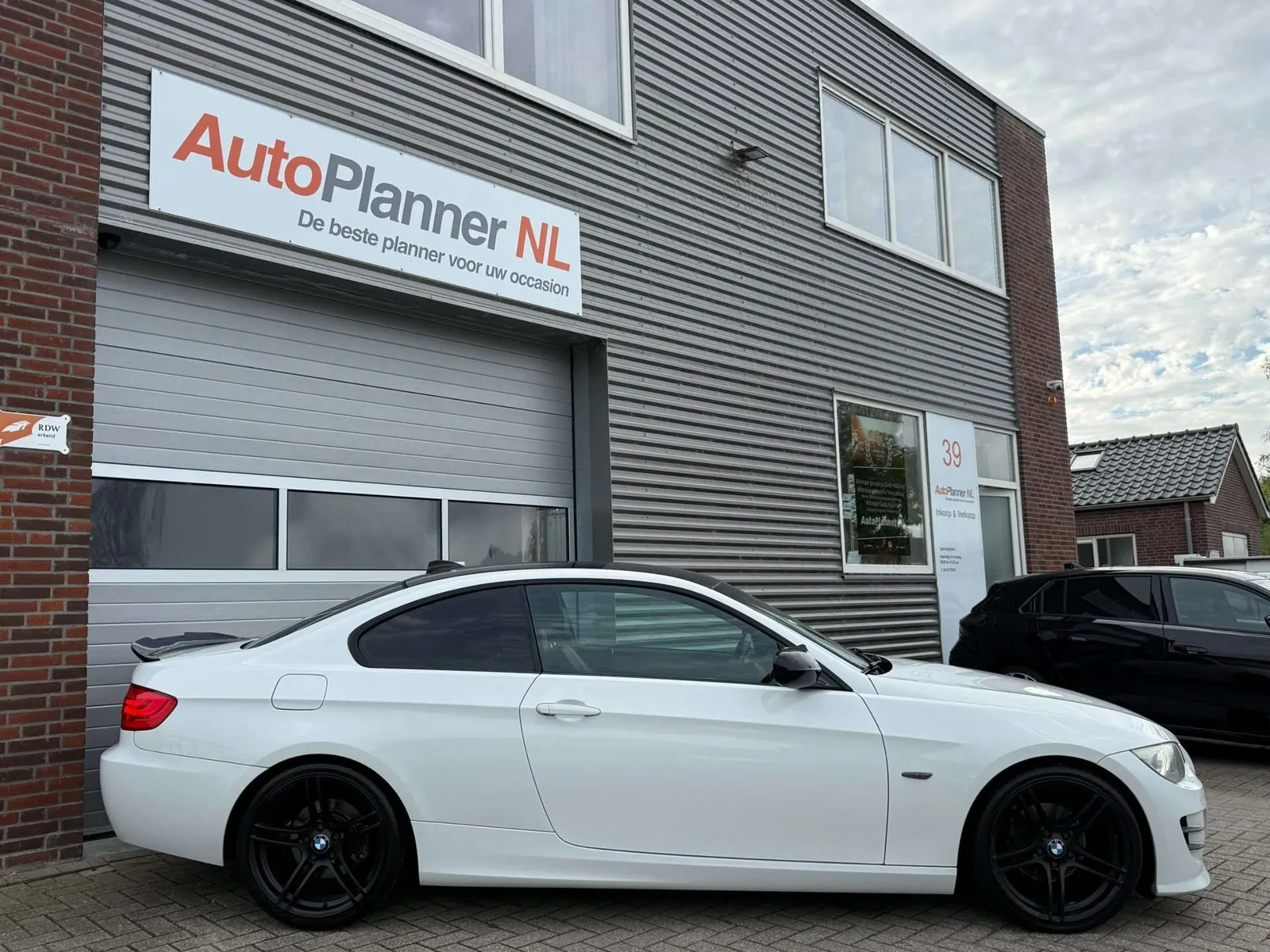 BMW 320I