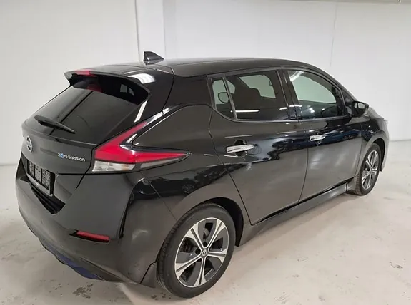 Nissan Leaf 2022 photo 5