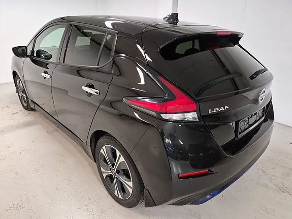 Nissan Leaf 2022 photo 4